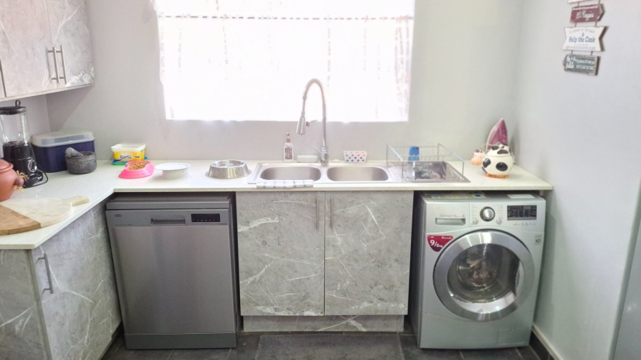 3 Bedroom Property for Sale in Wonderboom South Gauteng