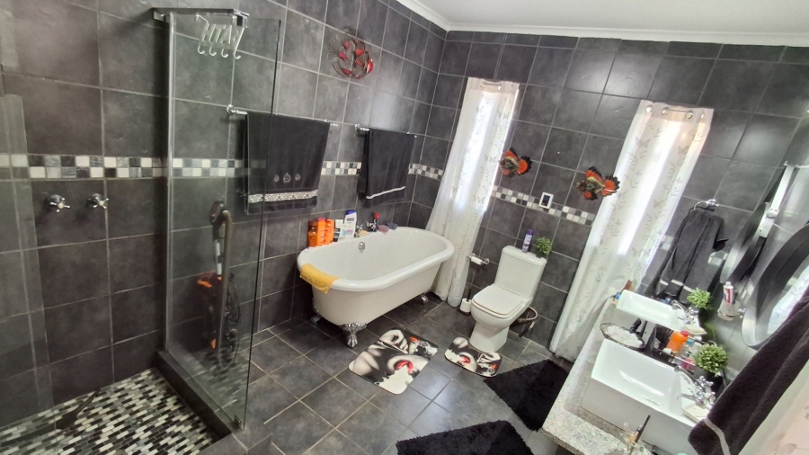 3 Bedroom Property for Sale in Wonderboom South Gauteng