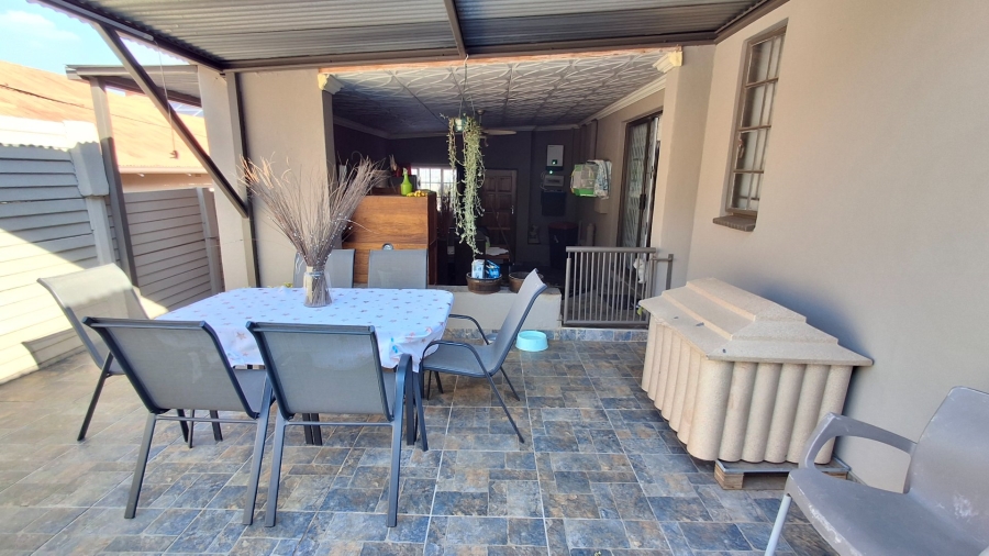 3 Bedroom Property for Sale in Wonderboom South Gauteng