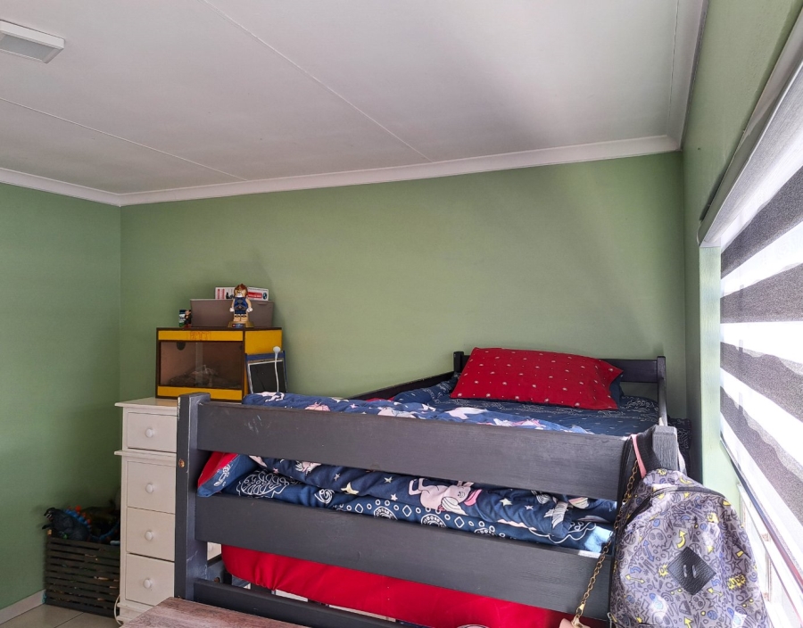 To Let 2 Bedroom Property for Rent in Vorna Valley Gauteng