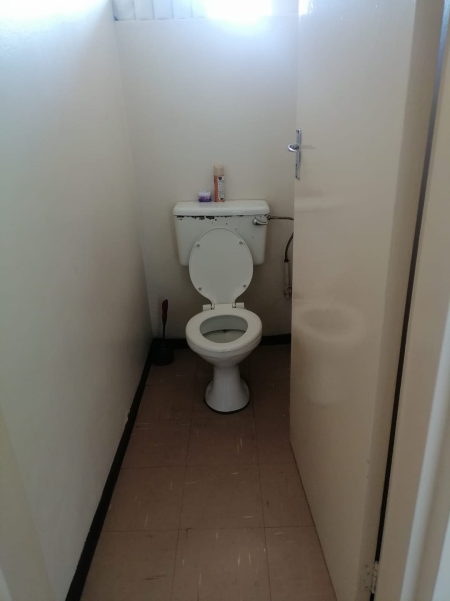 2 Bedroom Property for Sale in Pretoria West Gauteng