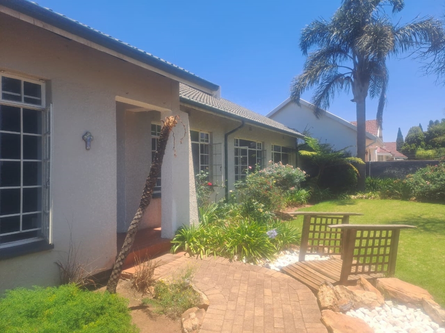 To Let 4 Bedroom Property for Rent in Parkrand Gauteng
