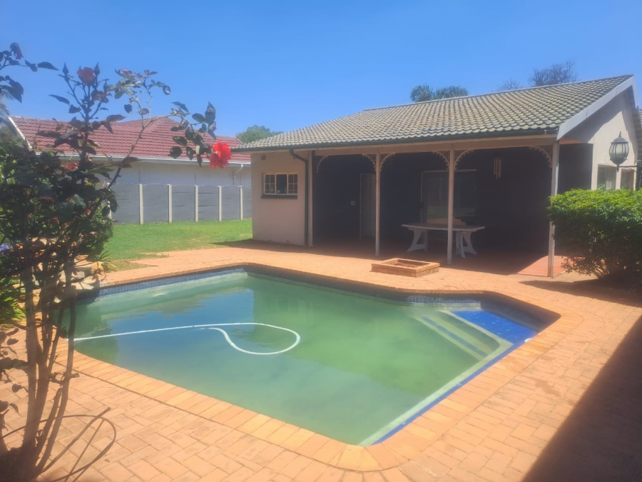 To Let 4 Bedroom Property for Rent in Parkrand Gauteng