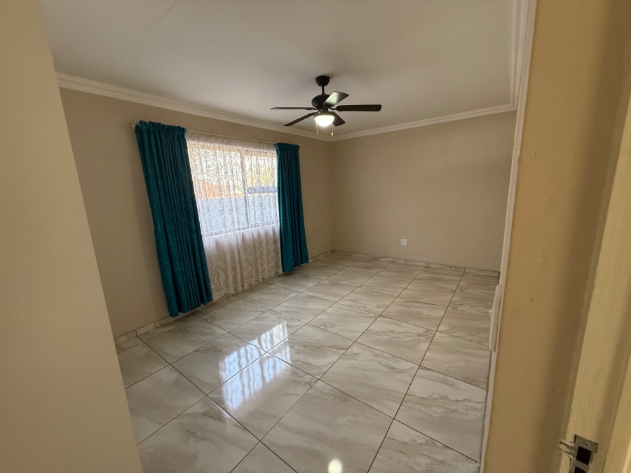 2 Bedroom Property for Sale in Lambton Gauteng