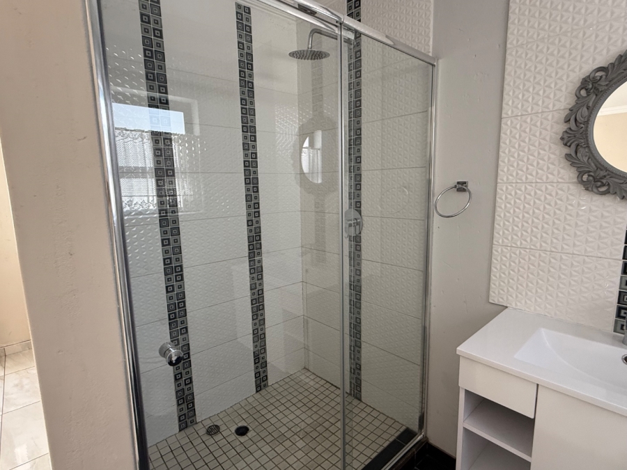 2 Bedroom Property for Sale in Lambton Gauteng