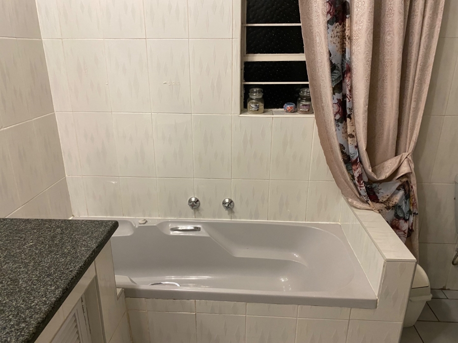 3 Bedroom Property for Sale in Sunward Park Gauteng