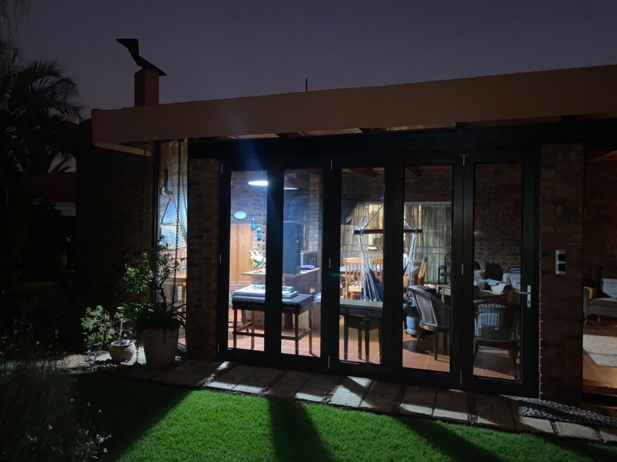 3 Bedroom Property for Sale in Sunward Park Gauteng