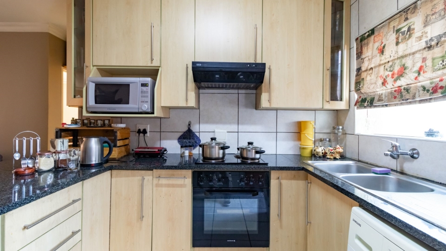 2 Bedroom Property for Sale in Nimrod Park Gauteng