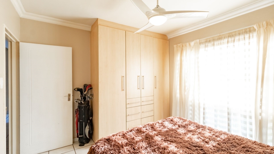 2 Bedroom Property for Sale in Nimrod Park Gauteng