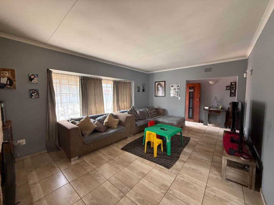 3 Bedroom Property for Sale in Parkrand Gauteng