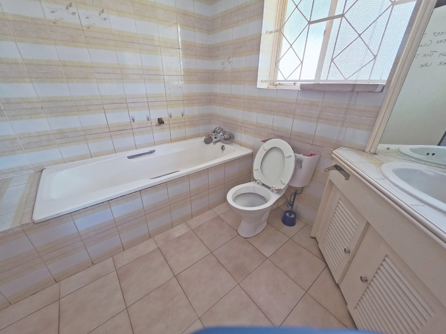 7 Bedroom Property for Sale in Primrose Gauteng