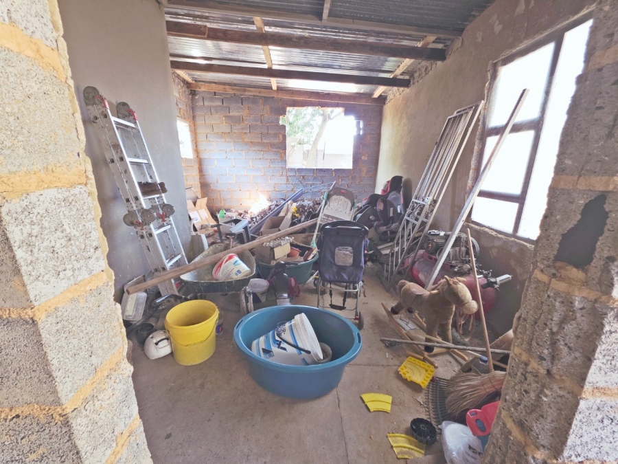 7 Bedroom Property for Sale in Primrose Gauteng