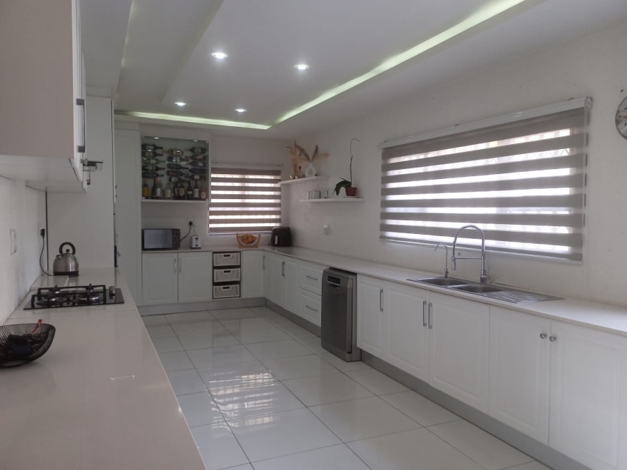 7 Bedroom Property for Sale in Evans Park Gauteng