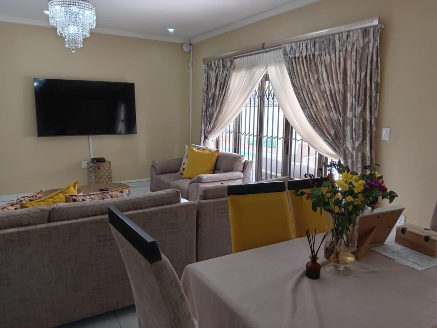 7 Bedroom Property for Sale in Evans Park Gauteng