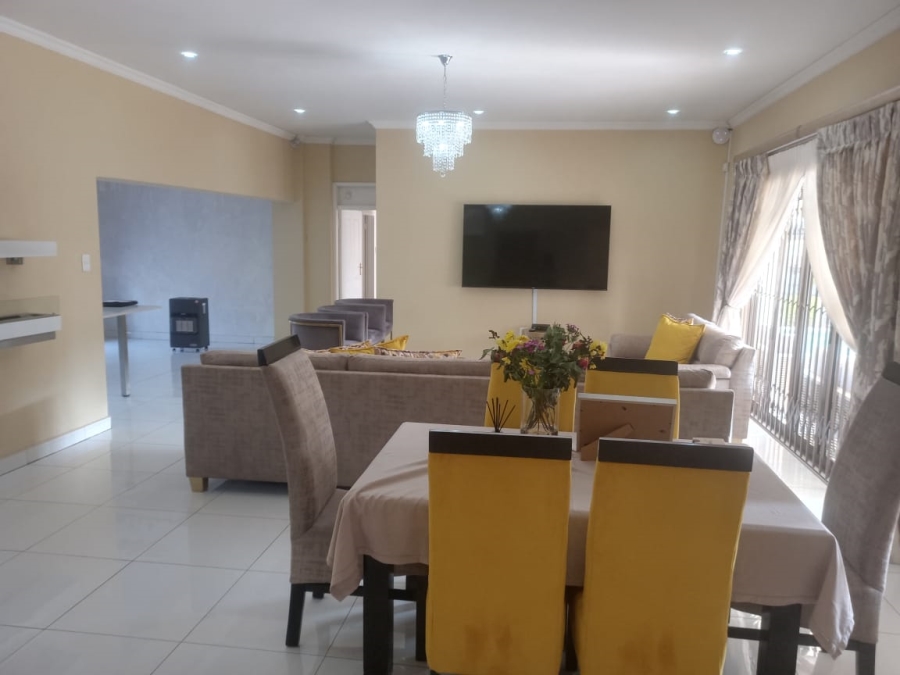 7 Bedroom Property for Sale in Evans Park Gauteng