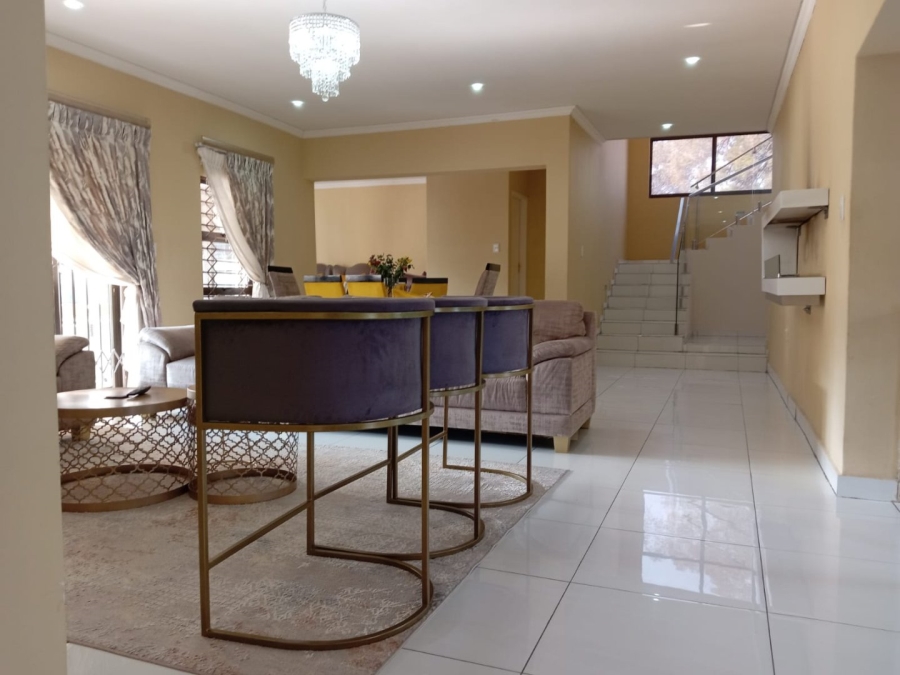 7 Bedroom Property for Sale in Evans Park Gauteng