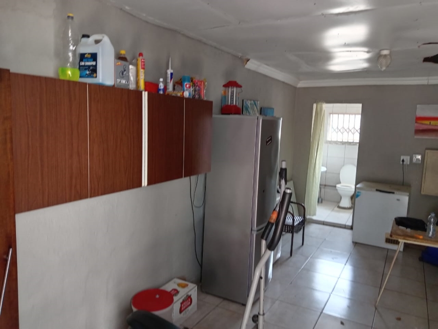 7 Bedroom Property for Sale in Evans Park Gauteng