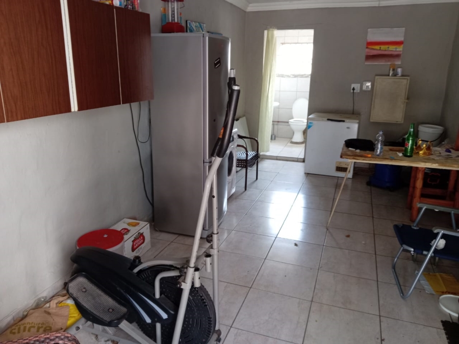 7 Bedroom Property for Sale in Evans Park Gauteng