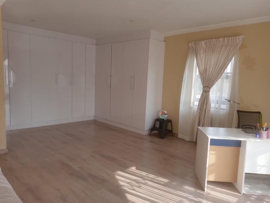 7 Bedroom Property for Sale in Evans Park Gauteng