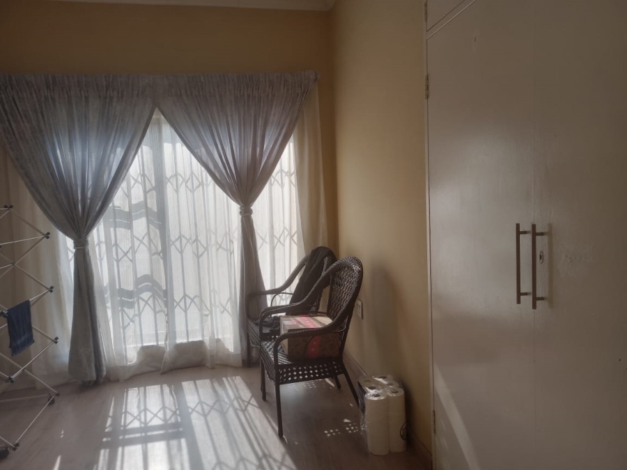 7 Bedroom Property for Sale in Evans Park Gauteng
