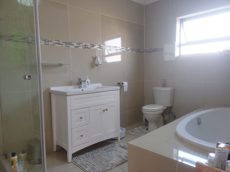 7 Bedroom Property for Sale in Evans Park Gauteng