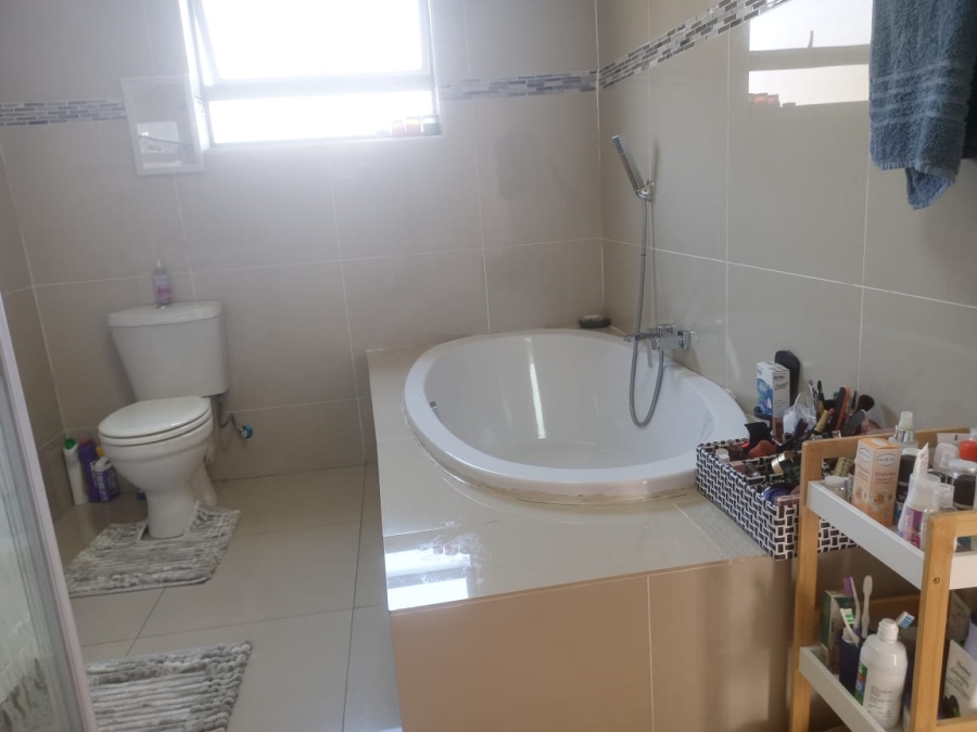 7 Bedroom Property for Sale in Evans Park Gauteng