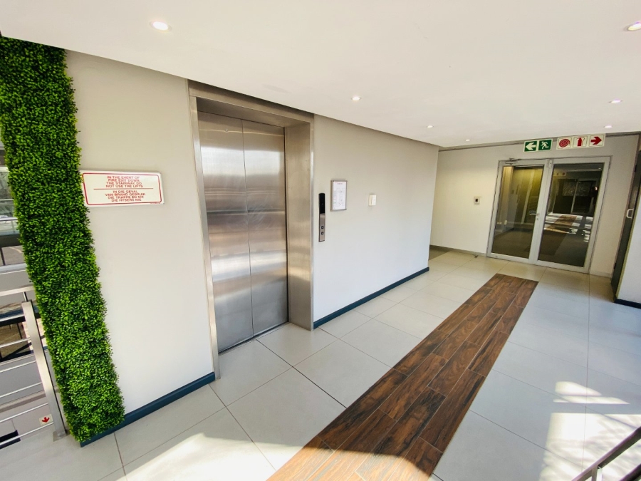 To Let commercial Property for Rent in Cresta Gauteng