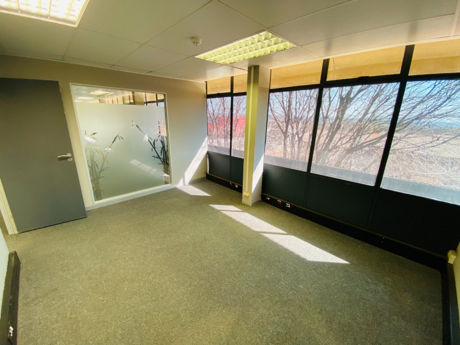 To Let commercial Property for Rent in Cresta Gauteng