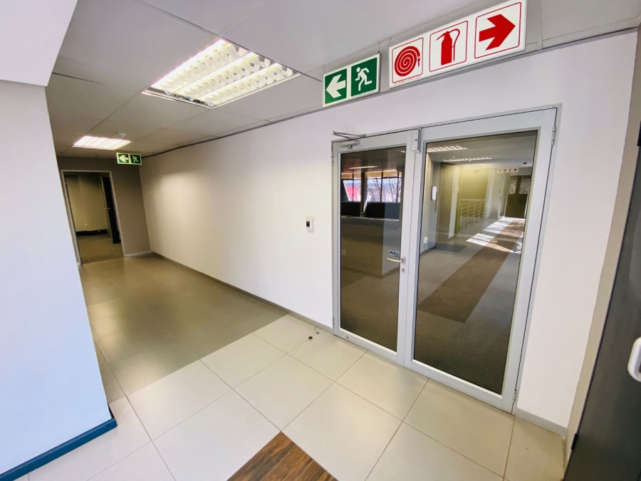 To Let commercial Property for Rent in Cresta Gauteng