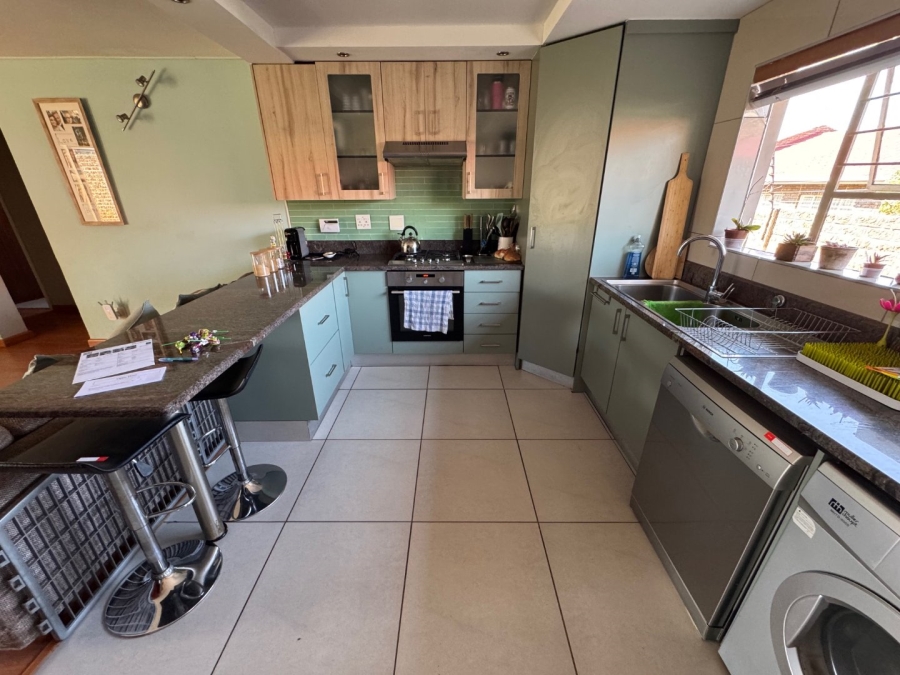 3 Bedroom Property for Sale in Birchleigh Gauteng