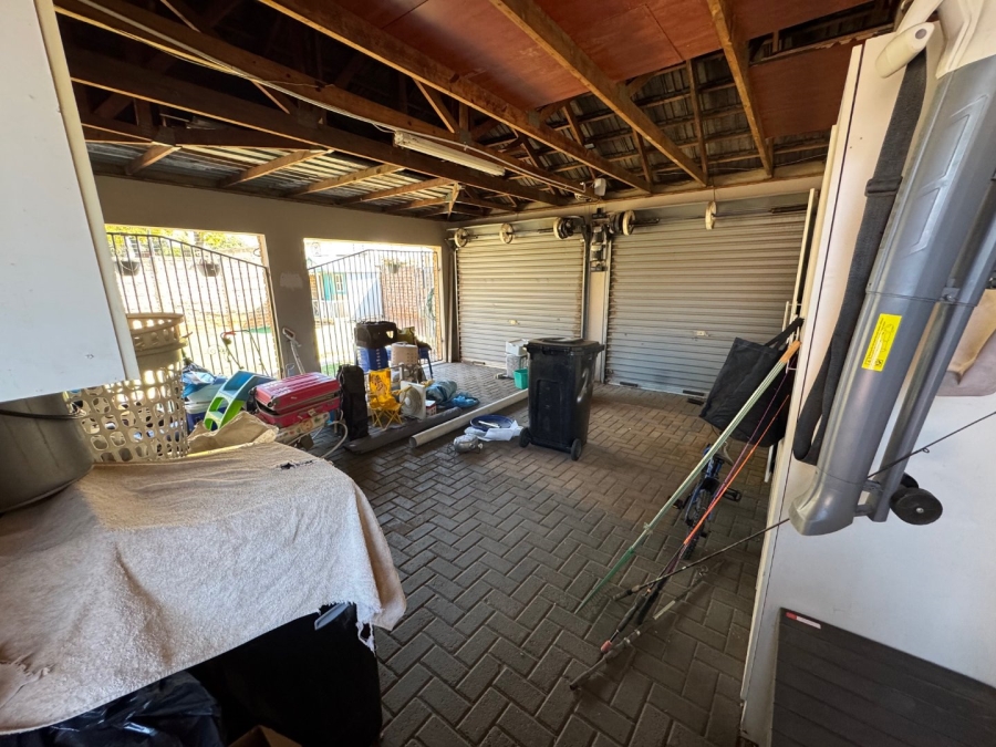 3 Bedroom Property for Sale in Birchleigh Gauteng