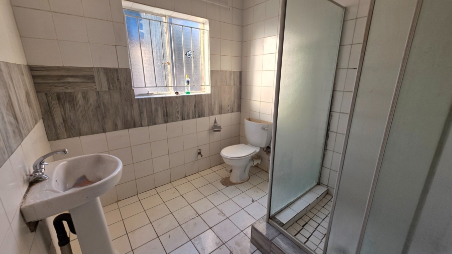 To Let 2 Bedroom Property for Rent in Erasmia Gauteng