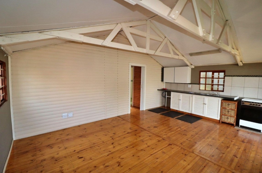 6 Bedroom Property for Sale in Primrose Gauteng