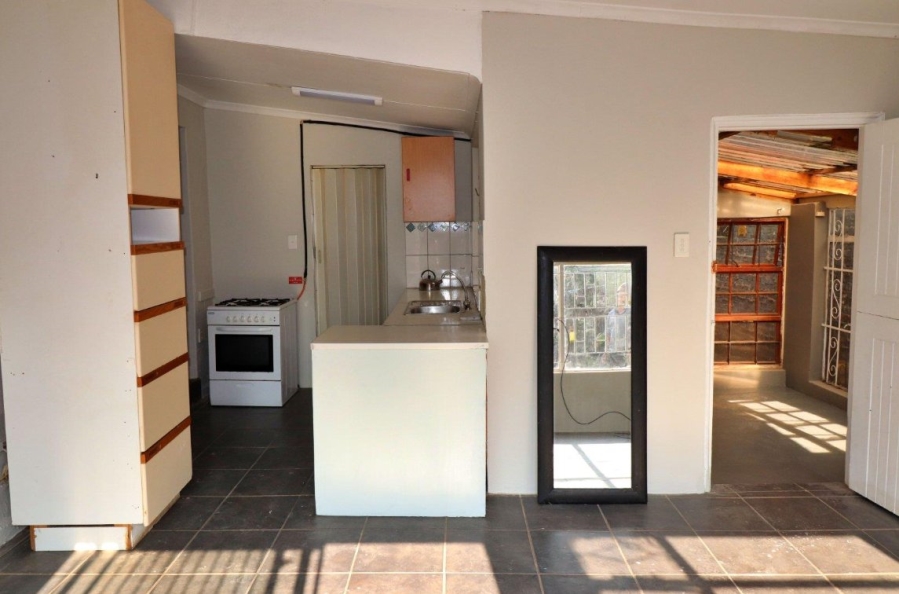 6 Bedroom Property for Sale in Primrose Gauteng