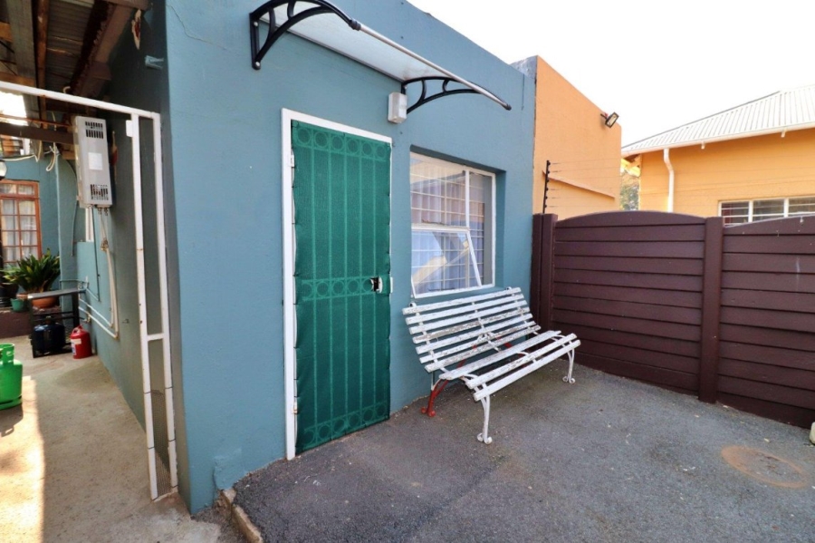 6 Bedroom Property for Sale in Primrose Gauteng