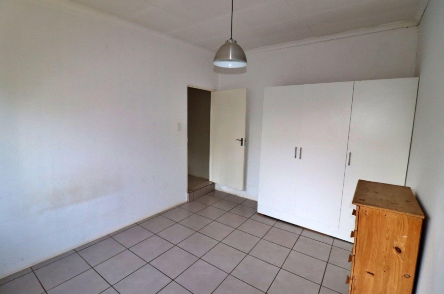 6 Bedroom Property for Sale in Primrose Gauteng