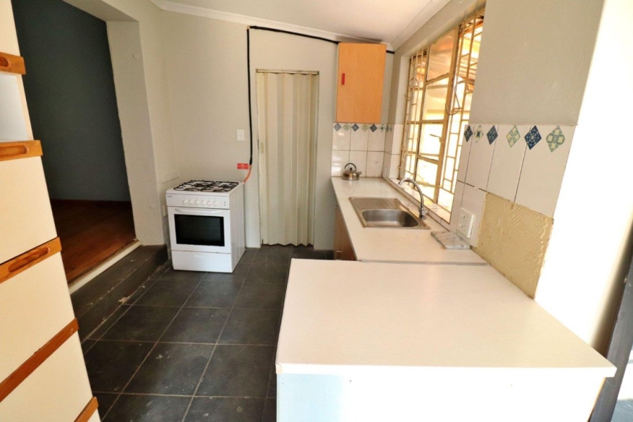 6 Bedroom Property for Sale in Primrose Gauteng