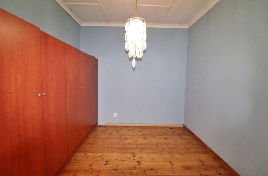 6 Bedroom Property for Sale in Primrose Gauteng