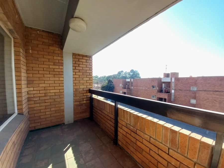 1 Bedroom Property for Sale in Malvern East Gauteng