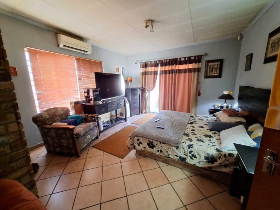 4 Bedroom Property for Sale in Capital Park Gauteng
