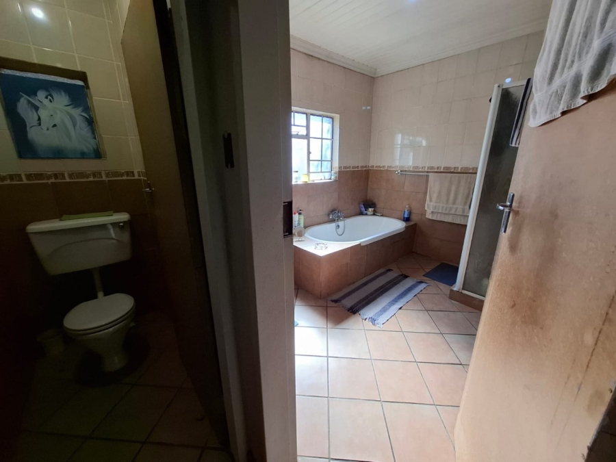 4 Bedroom Property for Sale in Capital Park Gauteng