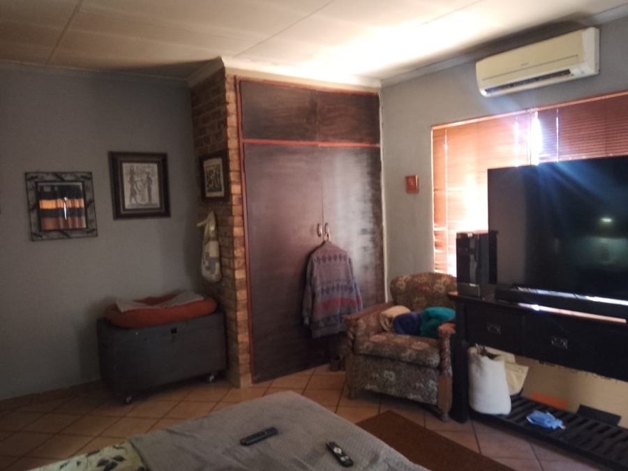 4 Bedroom Property for Sale in Capital Park Gauteng