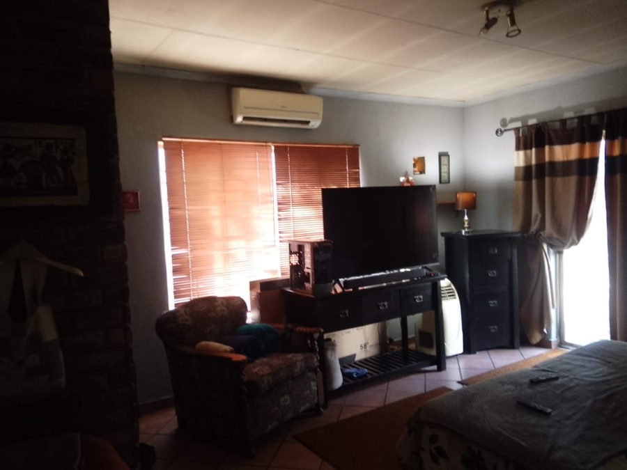 4 Bedroom Property for Sale in Capital Park Gauteng