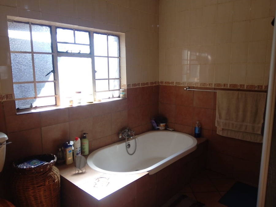 4 Bedroom Property for Sale in Capital Park Gauteng
