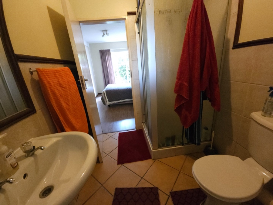 2 Bedroom Property for Sale in Die Hoewes Gauteng