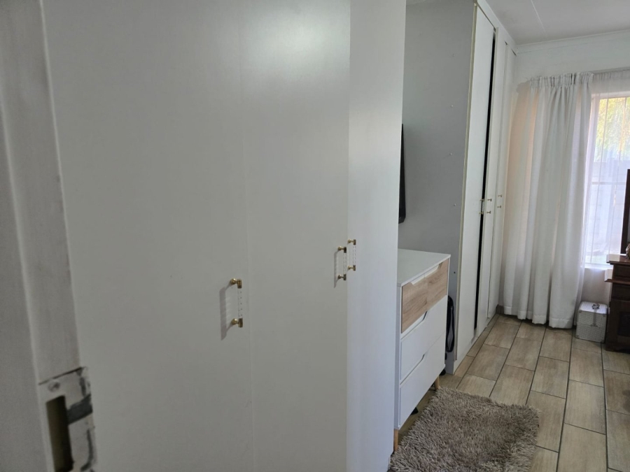 To Let 2 Bedroom Property for Rent in Witfield Gauteng