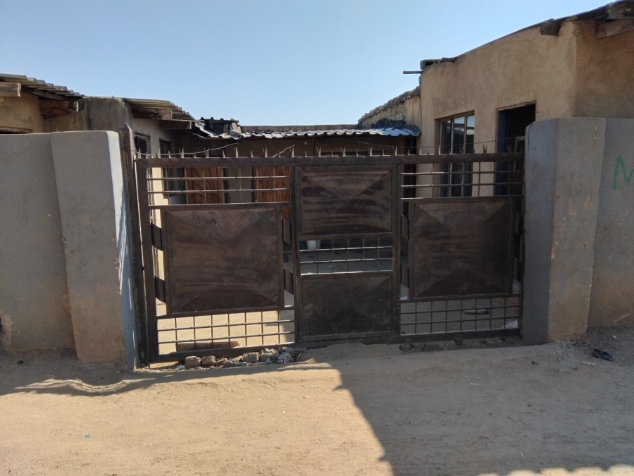 5 Bedroom Property for Sale in Ivory Park Gauteng