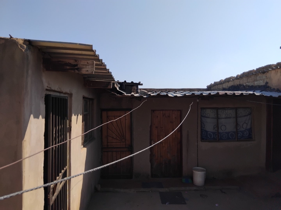 5 Bedroom Property for Sale in Ivory Park Gauteng