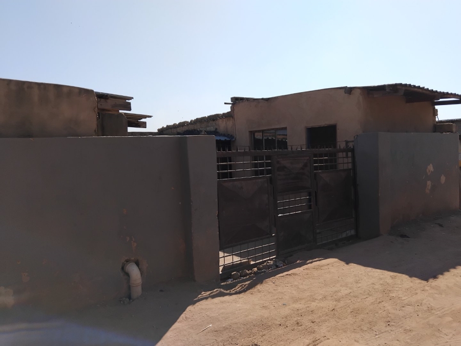 5 Bedroom Property for Sale in Ivory Park Gauteng