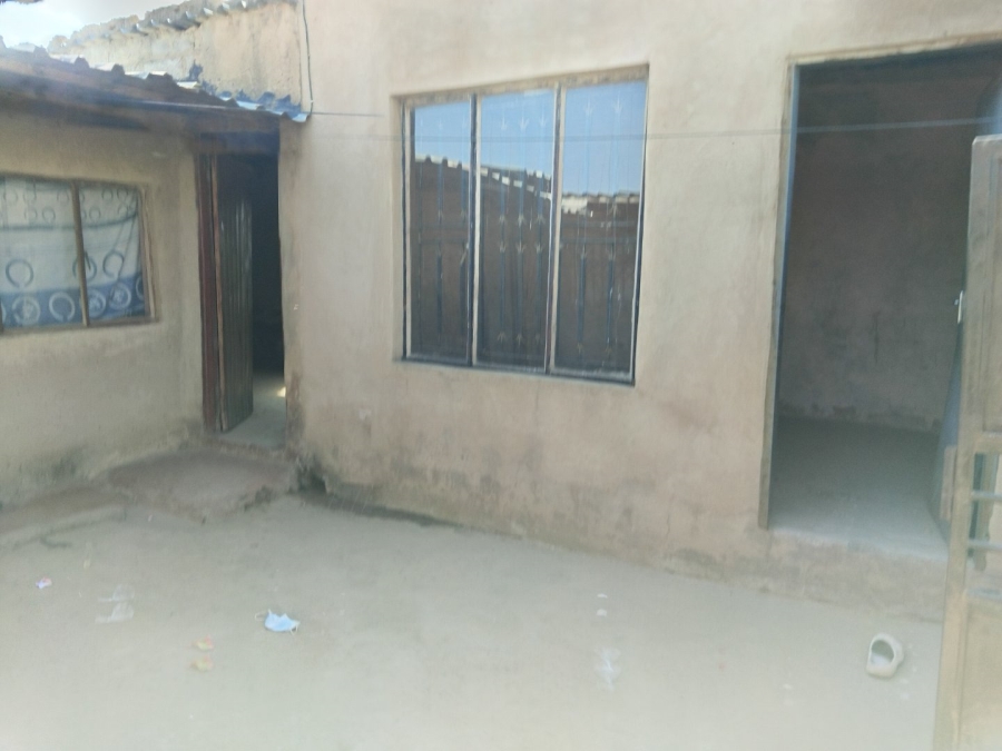 5 Bedroom Property for Sale in Ivory Park Gauteng